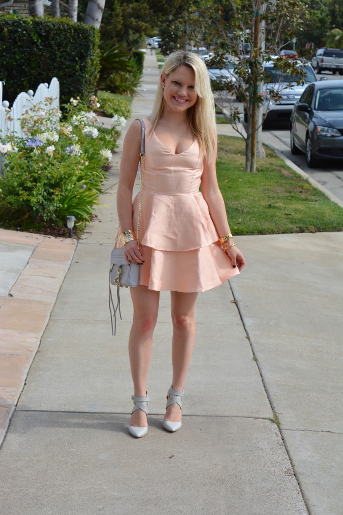 peach and grey outfit, joe's shoes