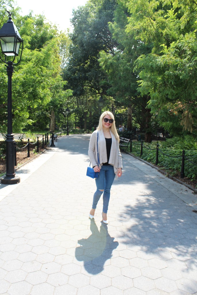 girl walking in NYC park in Fall attire Caitlin Hartley of Styled American http://styledamerican.com/walk-in-the-park-2/