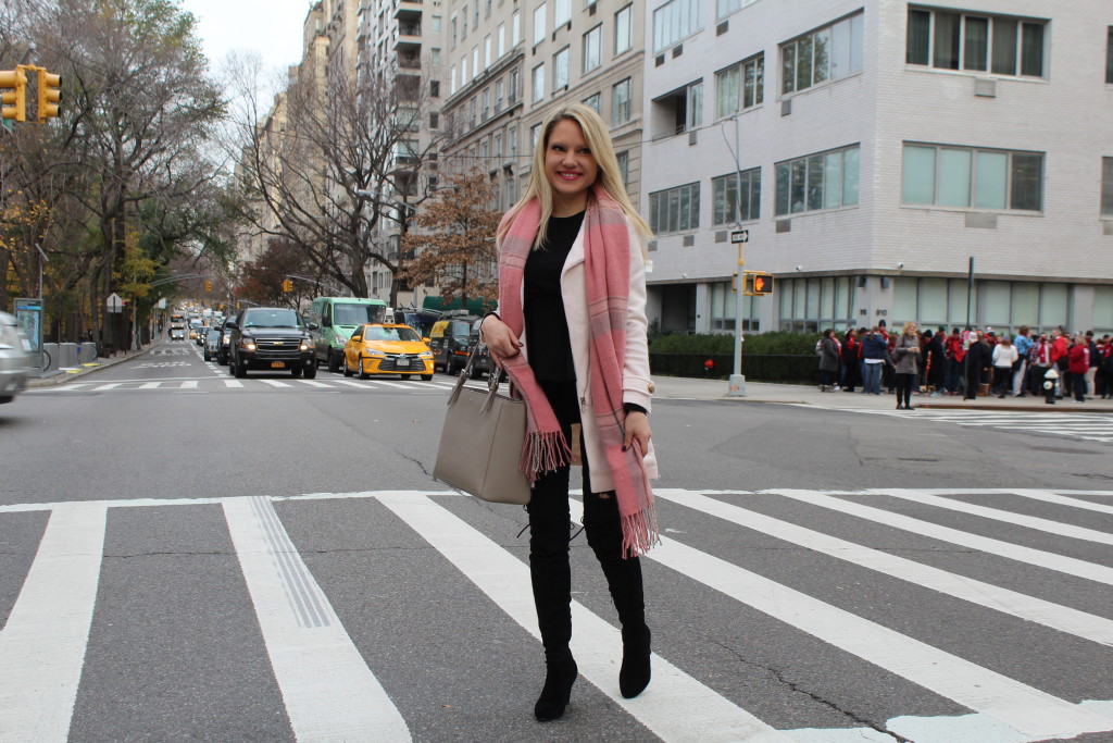 Caitlin Hartley of Styled American black skinny jeans, plaid pink scarf