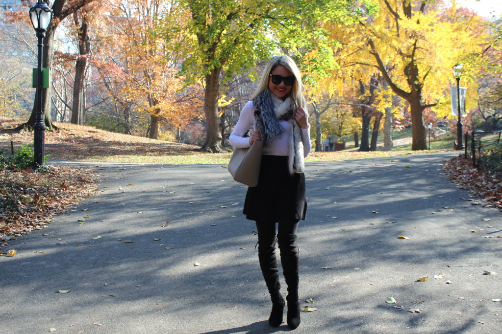 Caitlin Hartley of Styled American neutral outfit, winter scarf