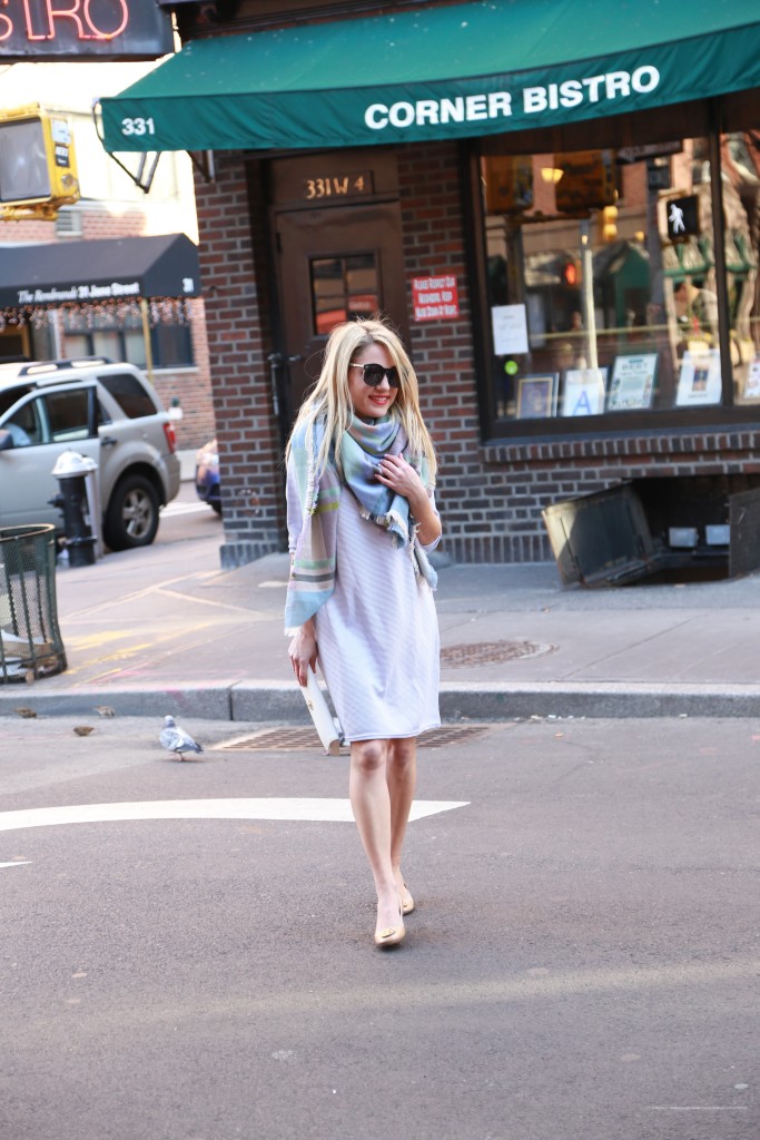 Caitlin Hartley of Styled American pastel fashion, plaid scarf