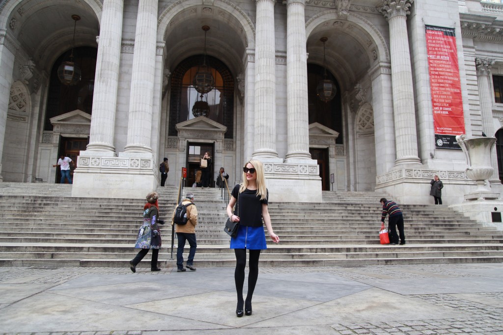 Caitlin Hartley of Styled American blue mini skirt, express partner