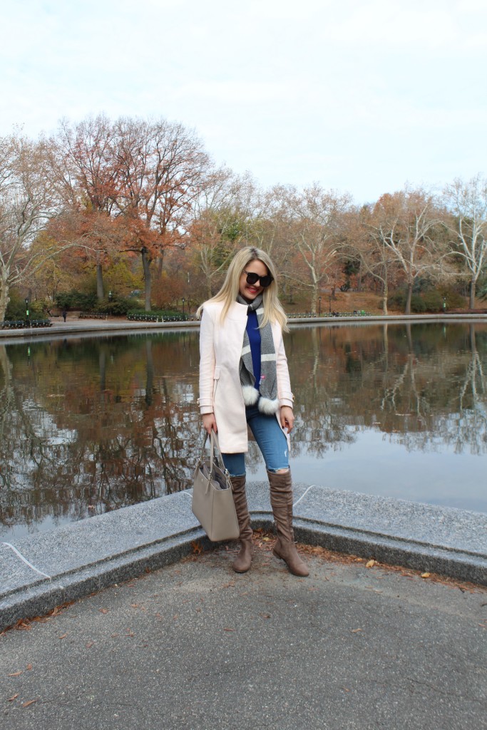 Caitlin Hartley of Styled American pink and grey winter outfit