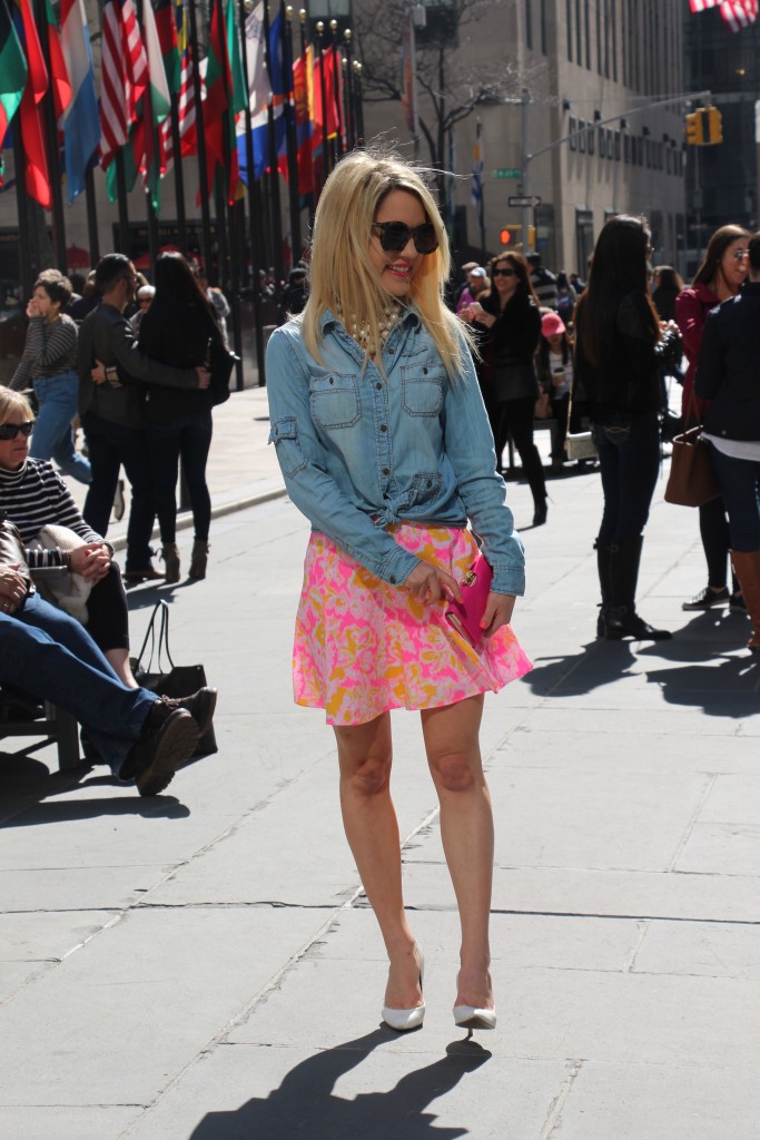 Caitlin Hartley of Styled American how to wear a denim top with a skirt