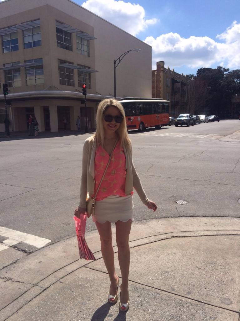 Caitlin Hartley of Styled American lilly pulitzer style, pink tank top and gold cardigan, style blogger in Savannah
