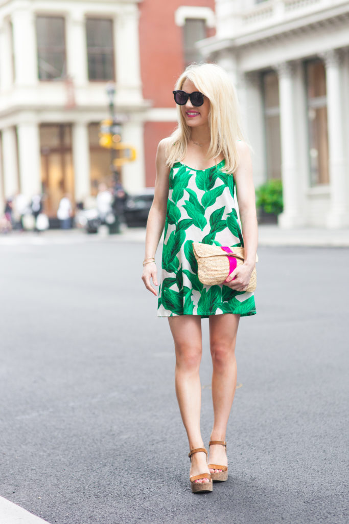 Caitlin-Hartley-of-Styled-American-banana-leaf-print-dress