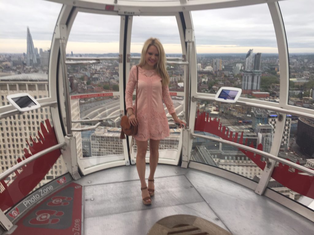 Caitlin-Hartley-Styled-American-pink-chic-wish-dress-london-eye