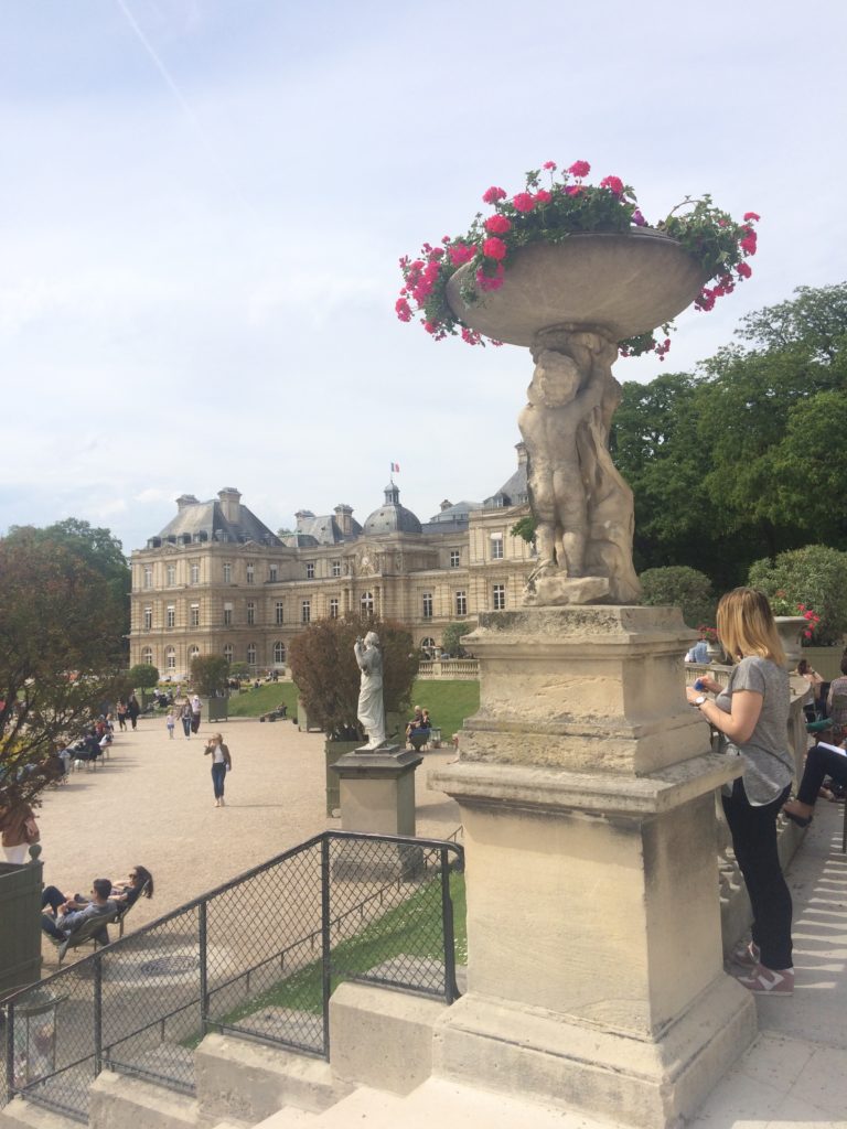 spring-at-Luxembourg-Palace