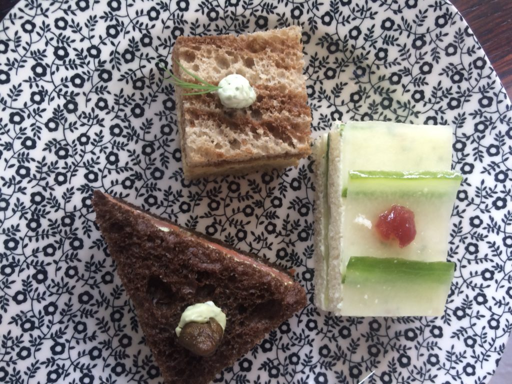 allis-hotel-mini-sandwiches