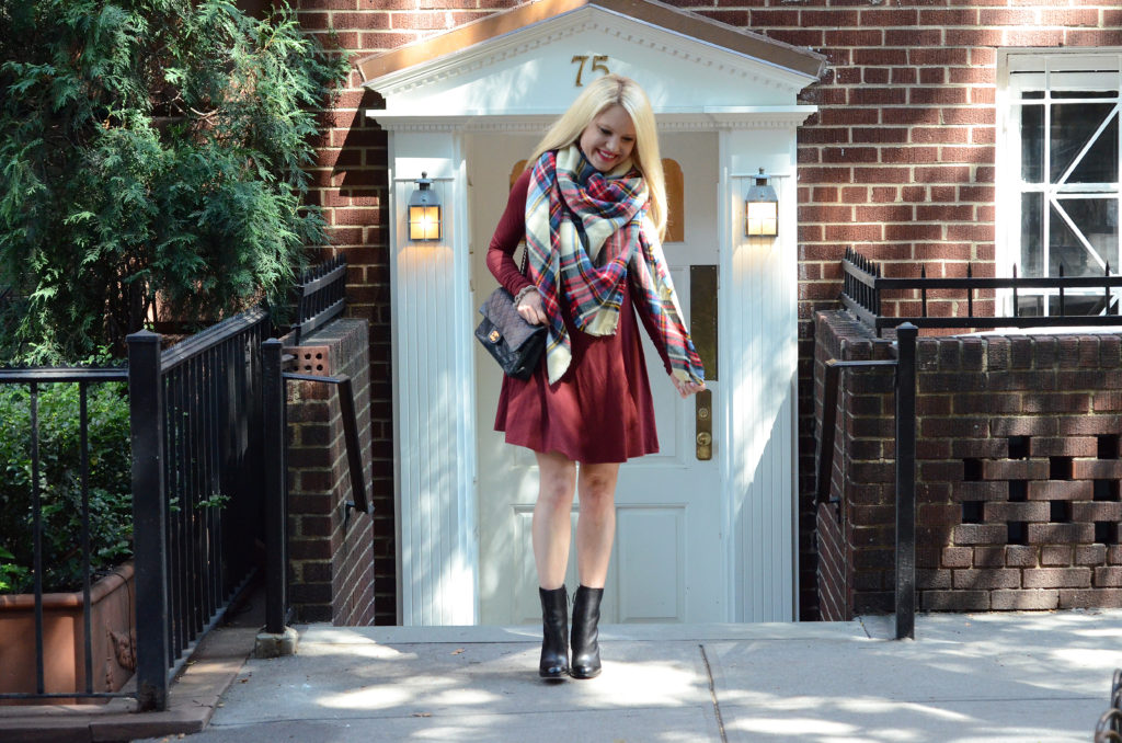burgundy-dress-plaid-scarf http://styledamerican.com/fall-uniform/