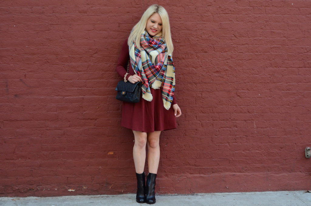 plaid-blanket-scarf-swing-dress http://styledamerican.com/fall-uniform/