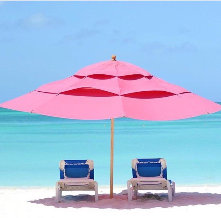 pink-umbrella-dream-beach-vacation