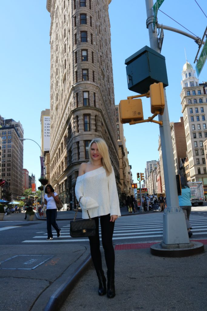 oversized-slouchy-sweater-gramercy-nyc http://styledamerican.com/where-to-go-december-in-nyc/
