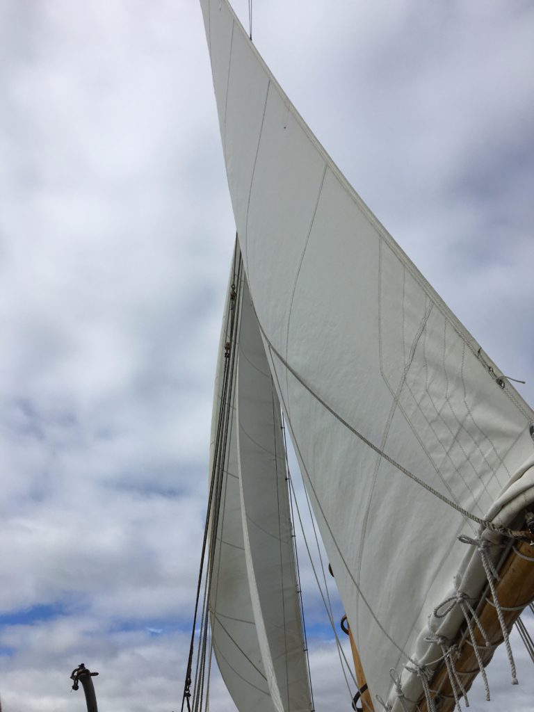 sailboat sails http://styledamerican.com/sailing-in-portland/