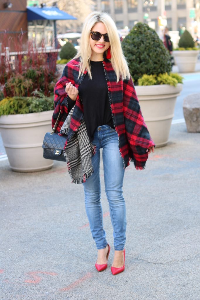 Christmas-blanket-scarf-skinny-jeans-red-pumps http://styledamerican.com/multi-classic-print-scarf/