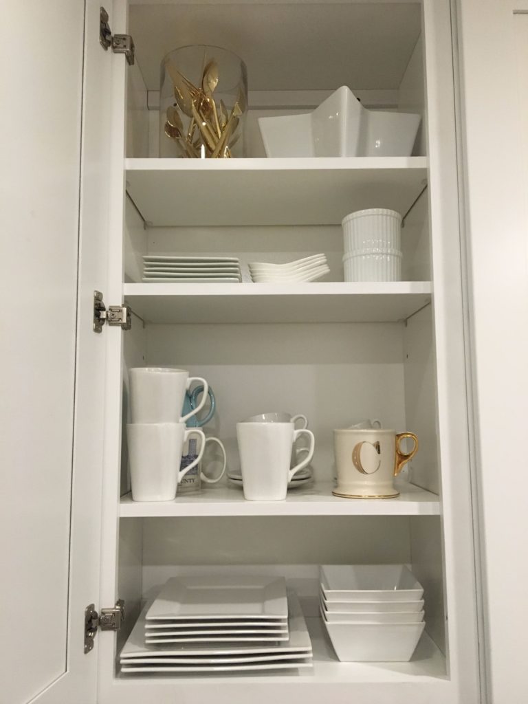 styled-white-cabinets-gold-flatware http://styledamerican.com/my-kitchen/